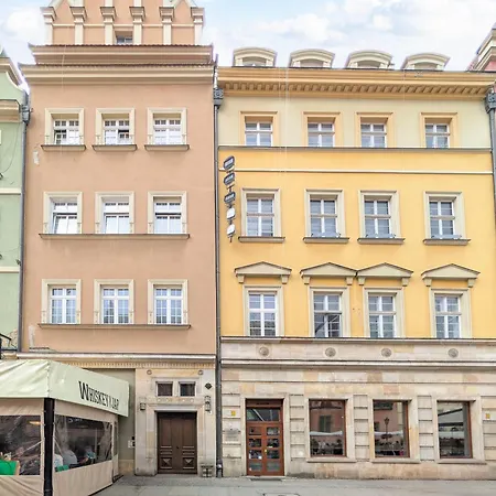 Rynek Spirit By Bookinghost *