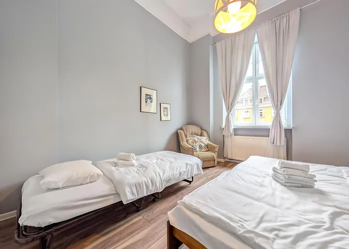 Rynek Spirit By Bookinghost *